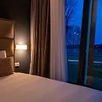 Ma Amsterdam Schiphol Airport Hotel