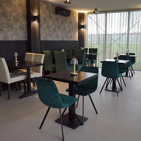 Ma Airport Hoofddorp