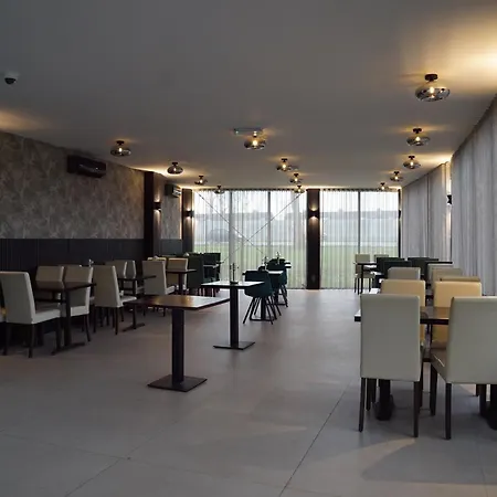Ma Airport Hotel