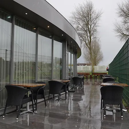 Ma Amsterdam Schiphol Airport Hotel 3*